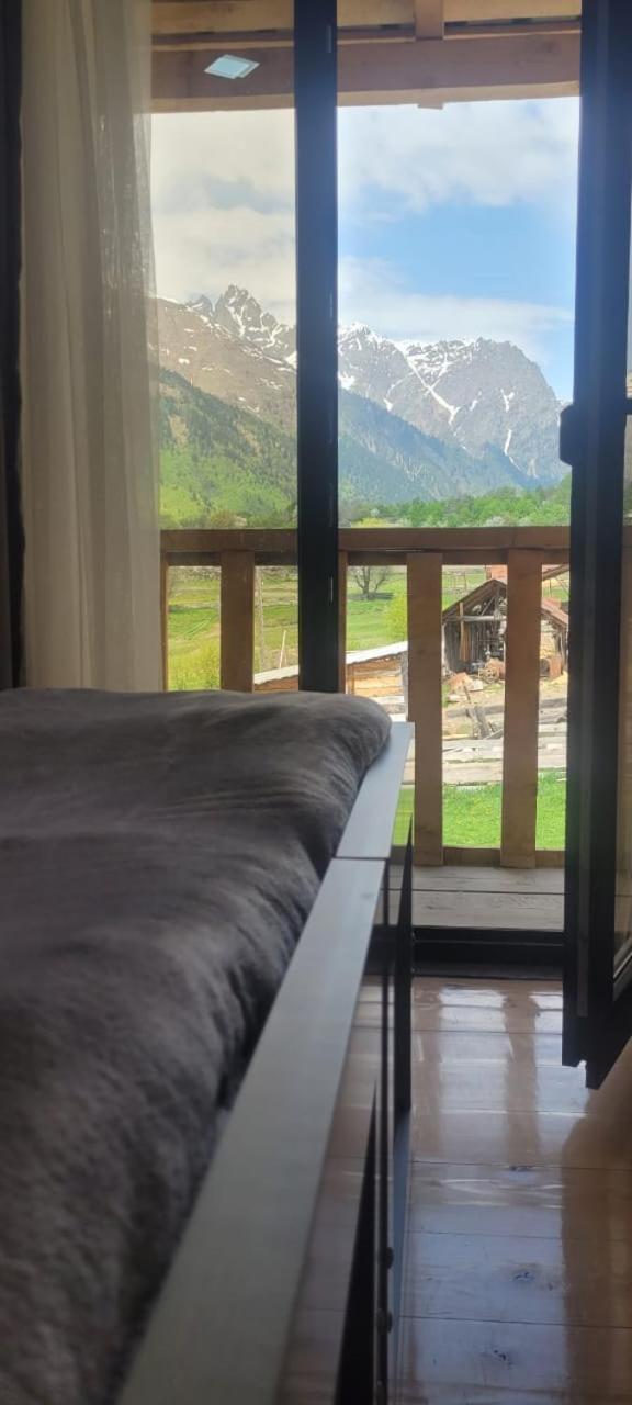 Guest House Guli Mestia Exterior photo